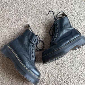 DR. Marten black SINCLAIR WOMEN'S LEATHER PLATFORM BOOTS 8 1460